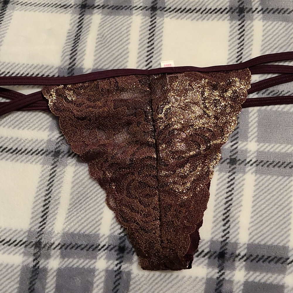 VS PINK Burgundy Thong